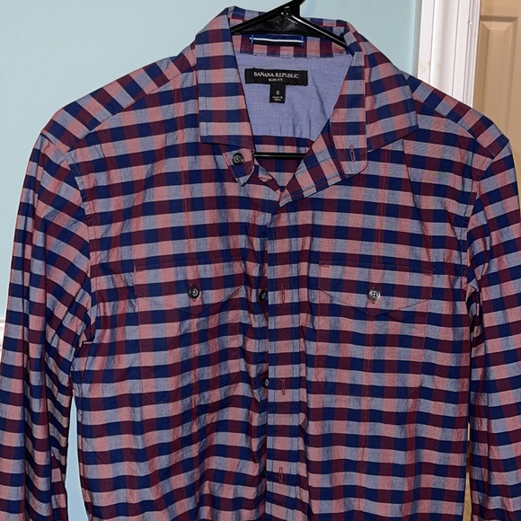 Small Slim Fit Banana Republic Dress Shirt - Picture 2 of 3